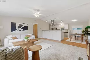 10400 SE Cook Ct, Milwaukie, OR 97222 - Photo 15