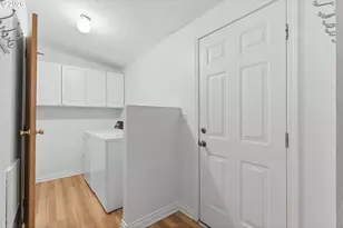 10400 SE Cook Ct, Milwaukie, OR 97222 - Photo 9