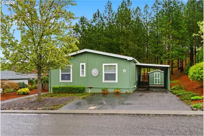 10400 SE Cook Ct #4, Milwaukie, OR 97222 - Photo 5