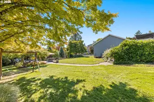 1819 4th Ave, West Linn, OR 97068 - Photo 29