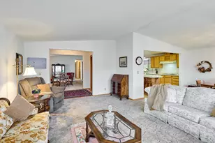 2410 Lancaster Dr SE, Salem, OR 97317 - Photo 9