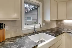 11940 SW Faircrest St, Portland, OR 97225 - Photo 11