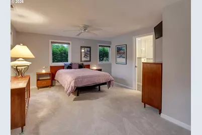 11940 SW Faircrest St, Portland, OR 97225 - Photo 17