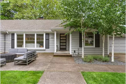 8120 SW Maple Dr, Portland, OR 97225 - Photo 7