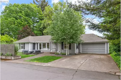 8120 SW Maple Dr, Portland, OR 97225 - Photo 5