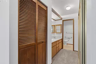 2418 SE Baypoint Dr, Vancouver, WA 98683 - Photo 21
