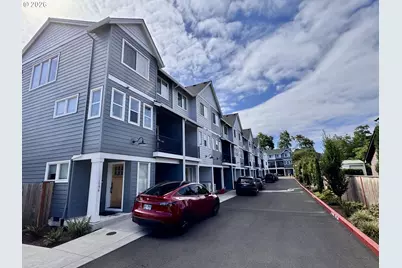 12086 SE Harold St #6, Portland, OR 97266 - Photo 3