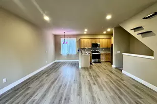 12086 SE Harold St, Portland, OR 97266 - Photo 7