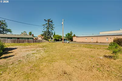512 Davidson Ave, Woodland, WA 98674 - Photo 5