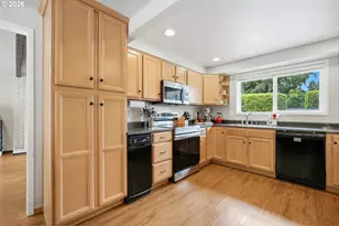 20340 Beavercreek Rd, Oregon City, OR 97045 - Photo 19