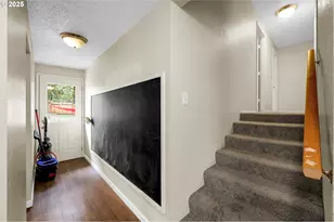 910 E 43rd Ave, Eugene, OR 97405 - Photo 19