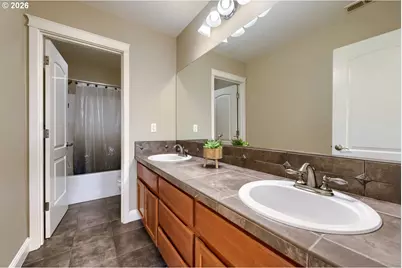 8689 SW 71st Ter, Portland, OR 97223 - Photo 25