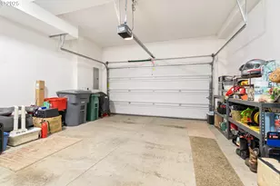 1251 SE Bianca St, Hillsboro, OR 97123 - Photo 21