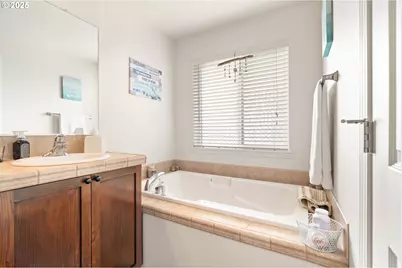 1251 SE Bianca St, Hillsboro, OR 97123 - Photo 25