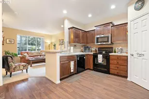 1251 SE Bianca St, Hillsboro, OR 97123 - Photo 11