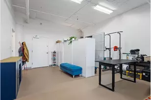 1314 NW Irving St, Portland, OR 97209 - Photo 7