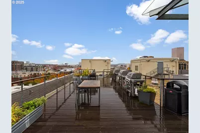 1314 NW Irving St #201, Portland, OR 97209 - Photo 25