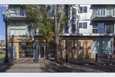 533 NE Holladay St #308, Portland, OR 97232 - Photo 15