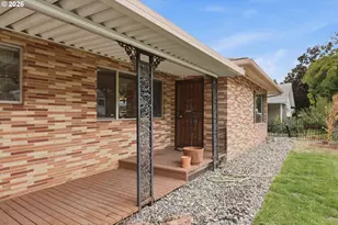 601 E 12th St, The Dalles, OR 97058 - Photo 5