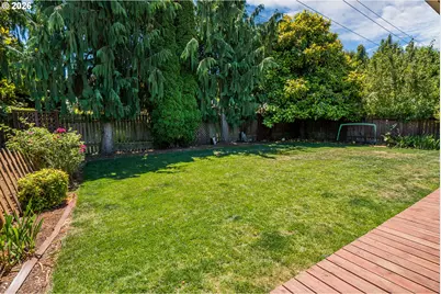 2246 Dale Ave, Eugene, OR 97408 - Photo 27