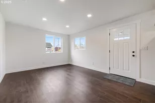 1432 NE 10th Ave, McMinnville, OR 97128 - Photo 5