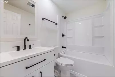 1432 NE 10th Ave, McMinnville, OR 97128 - Photo 17