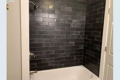 7816 NE 28th St, Vancouver, WA 98662 - Photo 13