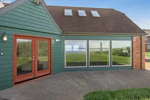 155 NW Texas St, Yachats, OR 97498 - Photo 5