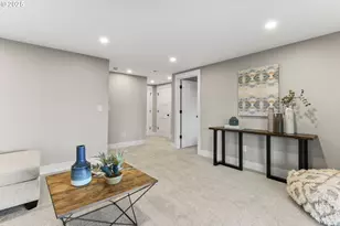 226 NW MacLeay Blvd, Portland, OR 97210 - Photo 35