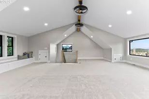 226 NW MacLeay Blvd, Portland, OR 97210 - Photo 31