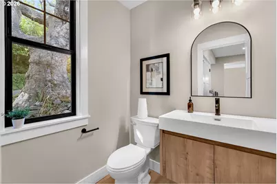 226 NW Macleay Blvd, Portland, OR 97210 - Photo 17