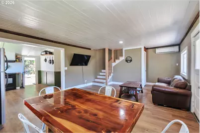 210 Washington St, Oregon City, OR 97045 - Photo 3