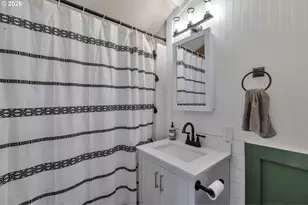 210 Washington St, Oregon City, OR 97045 - Photo 5