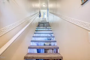 1284 NW 15th St, Lincoln City, OR 97367 - Photo 23