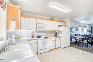 1284 NW 15th St, Lincoln City, OR 97367 - Photo 11