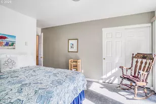 1284 NW 15th St, Lincoln City, OR 97367 - Photo 15