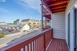 1284 NW 15th St, Lincoln City, OR 97367 - Photo 29