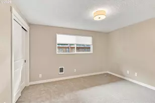 9137 N Geneva Ave, Portland, OR 97203 - Photo 15