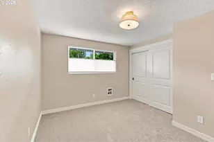 9137 N Geneva Ave, Portland, OR 97203 - Photo 11