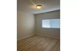 2611 SE 130th Ave, Portland, OR 97236 - Photo 5