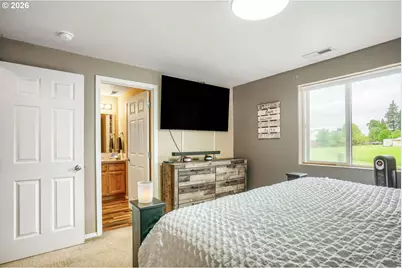 1145 Country Ln, Woodburn, OR 97071 - Photo 17