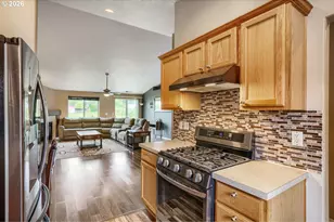 1145 Country Ln, Woodburn, OR 97071 - Photo 11