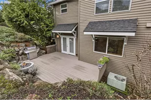 3052 Clubhouse Ct, West Linn, OR 97068 - Photo 37