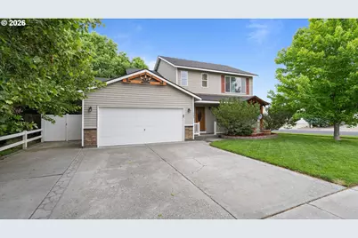 1595 NE Sandstone Ave, Hermiston, OR 97838 - Photo 3