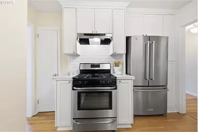 7327 N Oatman Ave, Portland, OR 97217 - Photo 9