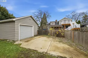 7327 N Oatman Ave, Portland, OR 97217 - Photo 3