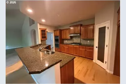3334 Amherst Way, Eugene, OR 97408 - Photo 5