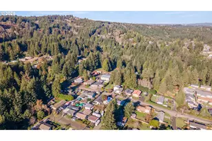 1735 Pennsylvania St, Coos Bay, OR 97420 - Photo 31