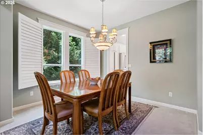 23060 Bland Cir, West Linn, OR 97068 - Photo 5