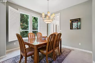 23060 Bland Cir, West Linn, OR 97068 - Photo 5